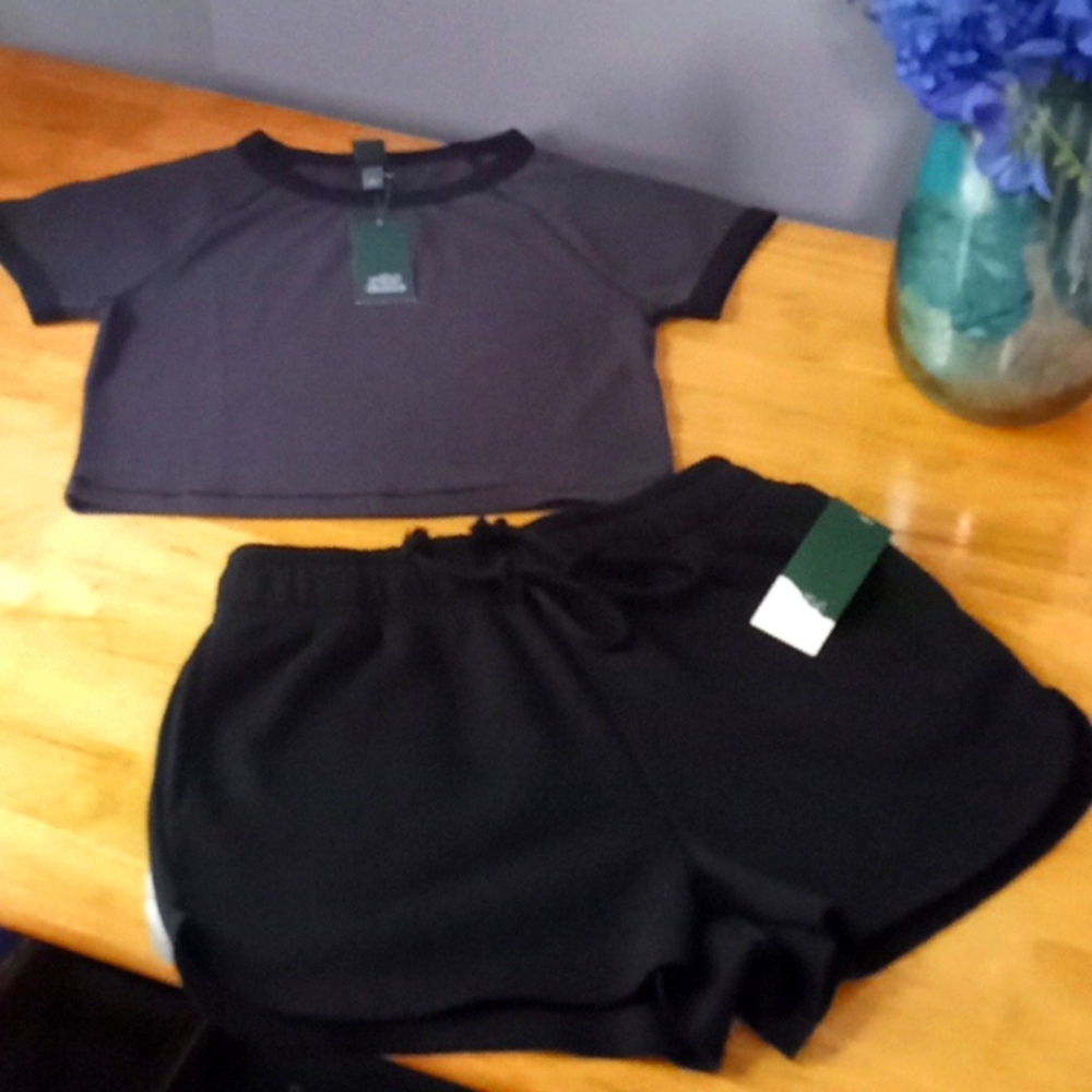 7️⃣2️⃣🆕️Women's  Short Outfit